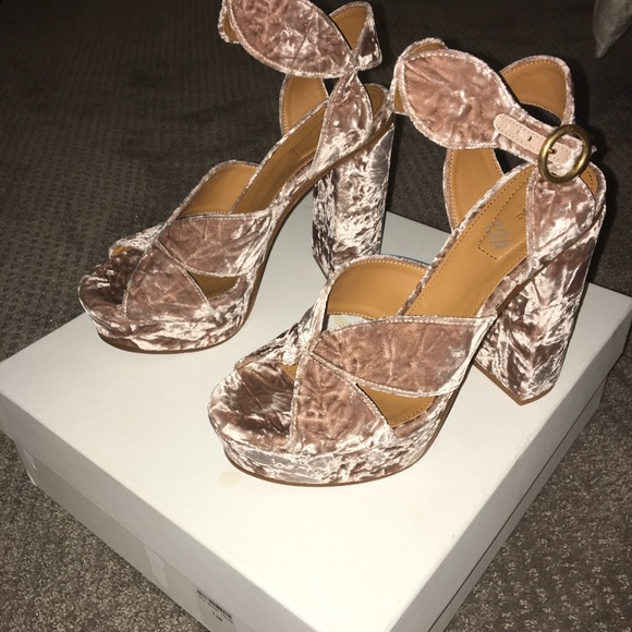 Chloe Size Platform Sandals: NEVER WORN